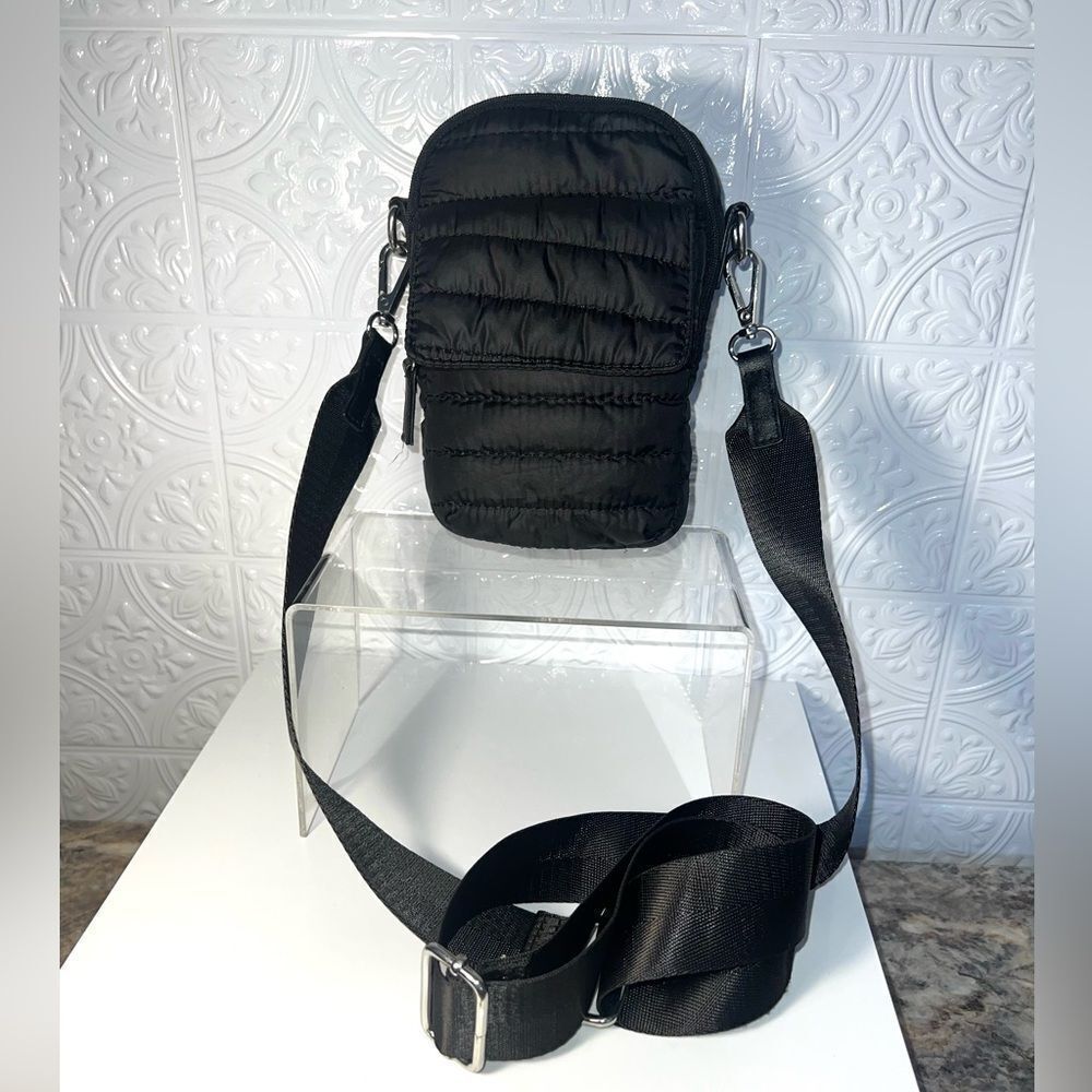 NWOT Isaac Mizrahi Crossbody - Picture 2 of 9